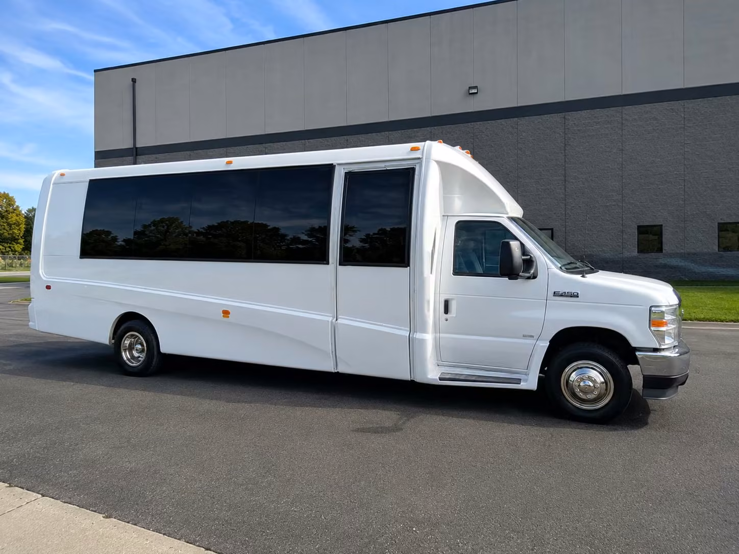 20 passenger minibus