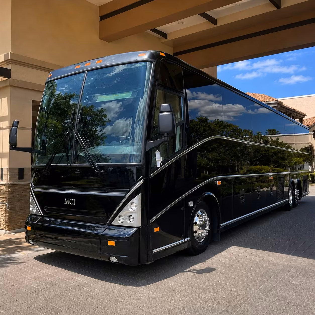 long distance and multi day corporate bus rentals from clearwater